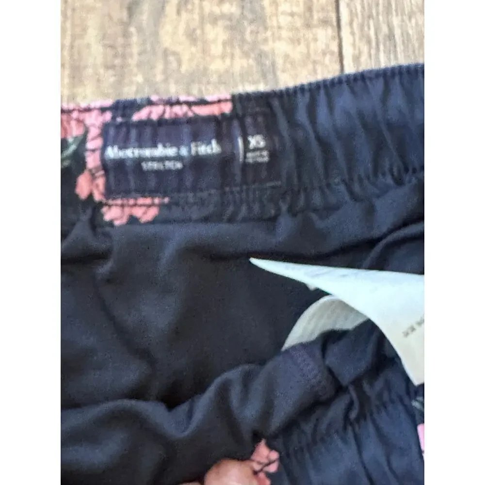 Abercrombie & Fitch Men's Floral Stretch Drawstring Lined Swim Trunks Size XL